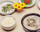흰쌀밥과 뽀얀 국물이 담겨진 곰탕 한상차림